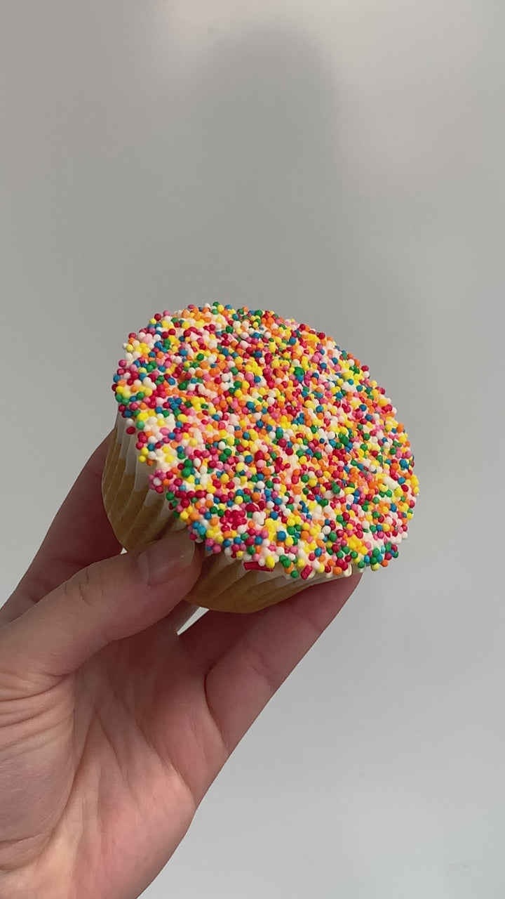 Dot Cupcakes